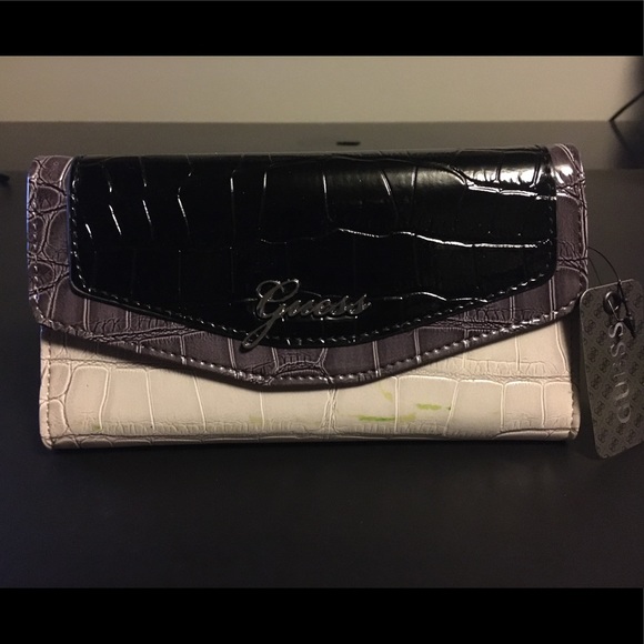 Guess Crocodile Multi-Color Patent Leather Wallet - Picture 1 of 5